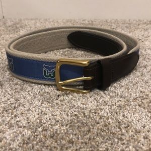 Vineyard vines belt size 42